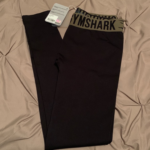 Other - Black gym shark leggings